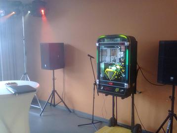 CD-jukebox te huur voor feesten en evenementen beschikbaar voor biedingen