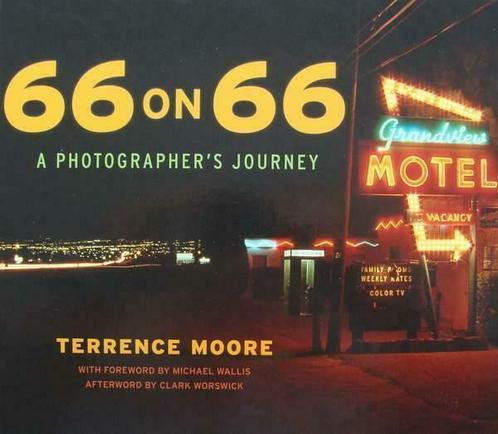 Boek :: 66 on 66 - A Photographer's Journey, Collections, Marques automobiles, Motos & Formules 1, Envoi