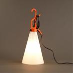 Flos - Konstantin Grcic - Lamp - Noodsignaal - Polypropyleen, Antiek en Kunst, Antiek | Verlichting