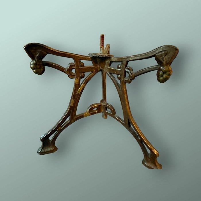 Kralik - Fruitschaal - Glas, Antiek en Kunst, Antiek | Glaswerk en Kristal