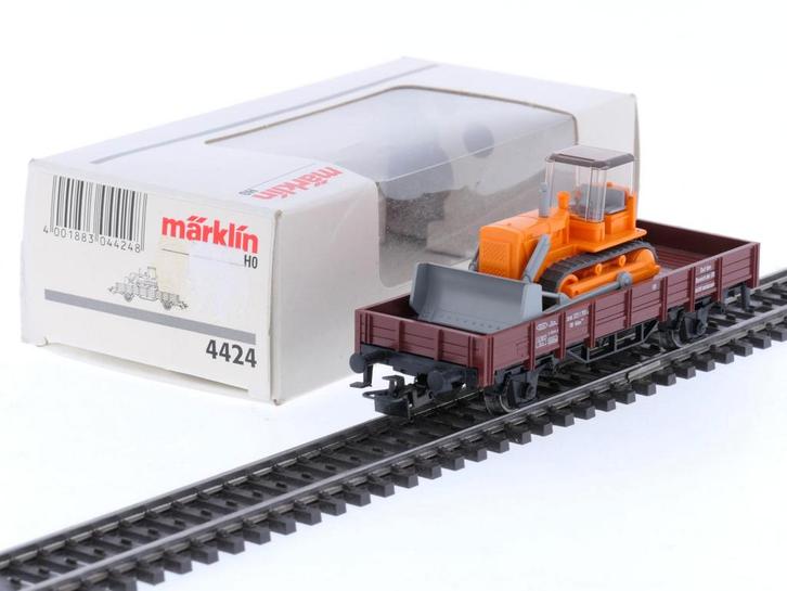 Schaal H0 Märklin 4424 Lageboordwagen met bulldozer van d.., Hobby en Vrije tijd, Modeltreinen | H0, Wisselstroom, Analoog, Gebruikt