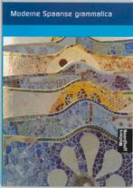 Moderne Spaanse grammatica 9789001139360, Boeken, J. Hallebeek, Abdulwahid van Bommel, Zo goed als nieuw, Verzenden
