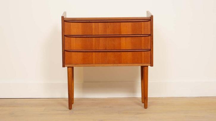 Vintage ladekast | 3 lades | Nachtkastje, Huis en Inrichting, Kasten | Ladekasten, Ophalen of Verzenden