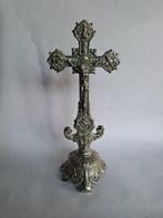 Gotische stijl Crucifix - Legering - 1940-1950