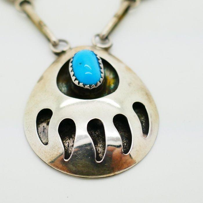 Halsketting Shadowbox - berenklauw (Zonder Minimumprijs), Antiek en Kunst, Kunst | Niet-Westerse kunst