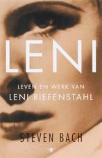 Leni 9789023426561 S. Bach, Boeken, Verzenden, Zo goed als nieuw, S. Bach