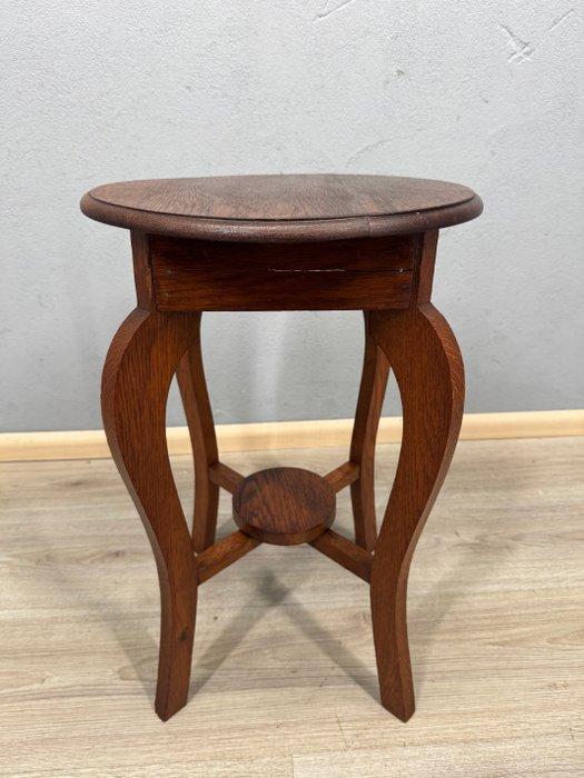 Bijzettafel uit de jaren 30 in eikenhout - Bijzettafel -, Antiek en Kunst, Curiosa en Brocante