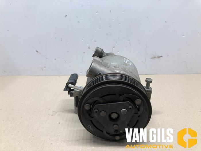 Aircopomp Peugeot 108 O268008, Autos : Pièces & Accessoires, Climatisation & Chauffage