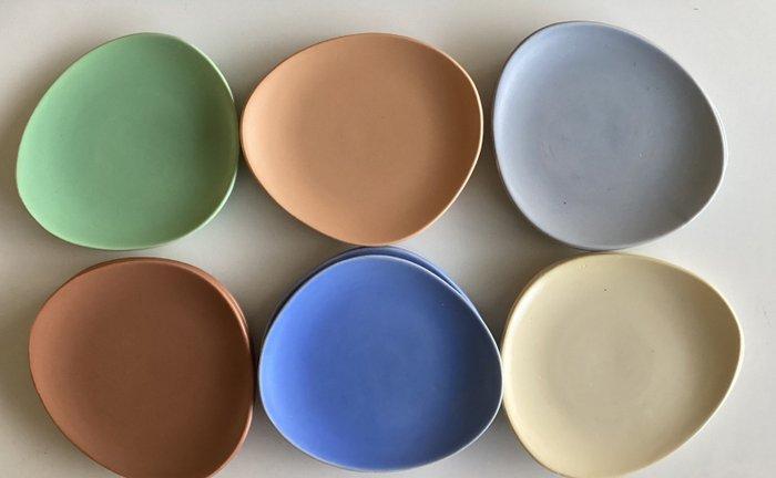 Flora Gouda - Gebak/taartset (12) - Aardewerk - Vintage, Antiquités & Art, Antiquités | Meubles | Tables