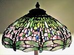 Tiffany Studios - Tafellamp - Libel - Glas, brons, Antiquités & Art