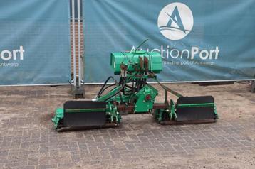 Veiling: Maaier Aanbouw Ransomes Mounted 214 Verticut beschikbaar voor biedingen