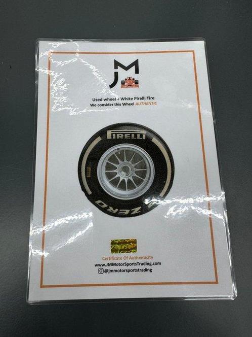 Pneu complet sur la roue - Pirelli - Tire complete on wheel, Verzamelen, Automerken, Motoren en Formule 1