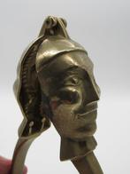 Casse-noisette - Laiton