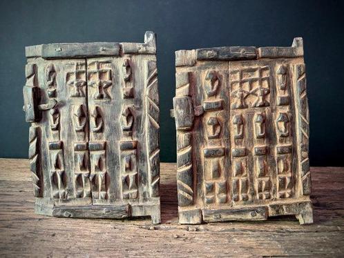 Deurtjes van een graanschuur - Dogon - Mali (Zonder, Antiek en Kunst, Kunst | Niet-Westerse kunst