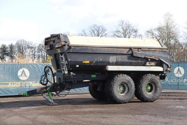 Veiling: Landbouwaanhanger Joskin 22-45/50TP 2011, Autos, Camions, Enlèvement