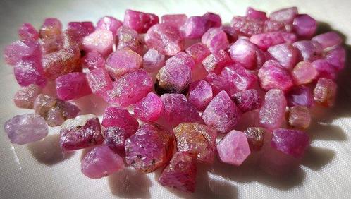 Ruby Natuurlijke Collectie-153 cts- 30 g, Verzamelen, Mineralen en Fossielen