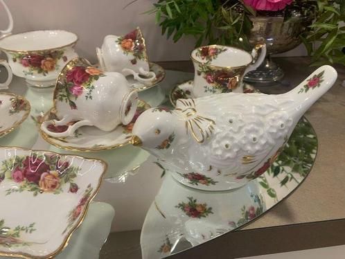 Royal Albert - Koffieservies (17) - Old Country Roses -, Antiek en Kunst, Antiek | Meubels | Tafels