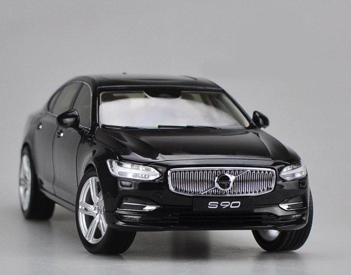 Paudi Model 1:18 - Modelauto - Volvo S90 - 2020, Hobby en Vrije tijd, Modelauto's | 1:5 tot 1:12