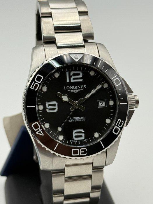 Longines - hydroconquest ceramic - L3.781.4 - Unisexe - 2025, Handtassen en Accessoires, Horloges | Antiek