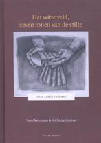 Het witte veld 9789492179265 Ton Akkermans, Verzenden, Gelezen, Ton Akkermans