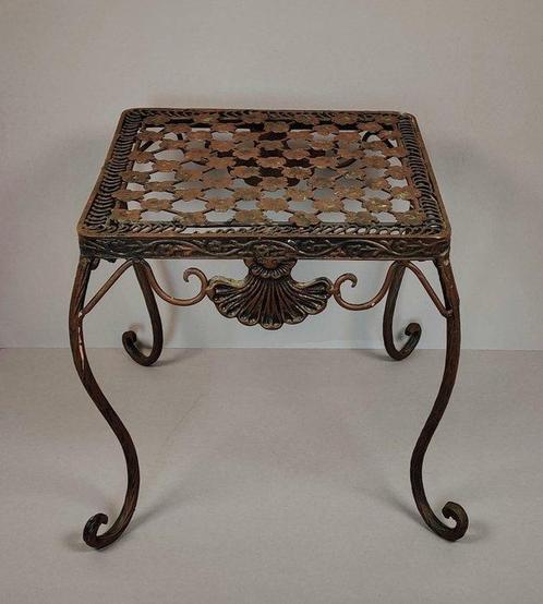 Plantentafel - Bijzettafel, kruk - Smeedijzer, Antiek en Kunst, Curiosa en Brocante