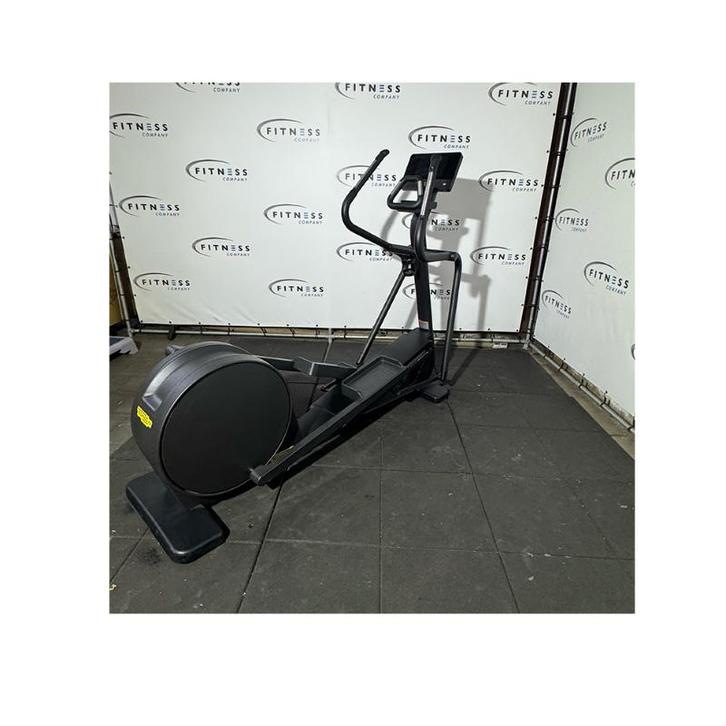 Technogym – Excite Live Synchro – Crosstrainer, Sport en Fitness, Fitnessapparatuur, Crosstrainer, Ophalen of Verzenden