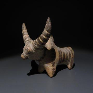 Midden-Oosten, Indusvallei Terracotta Bovid Figuur. TL Test.