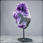 Améthystes magnifiques sur support – énergie cristalline