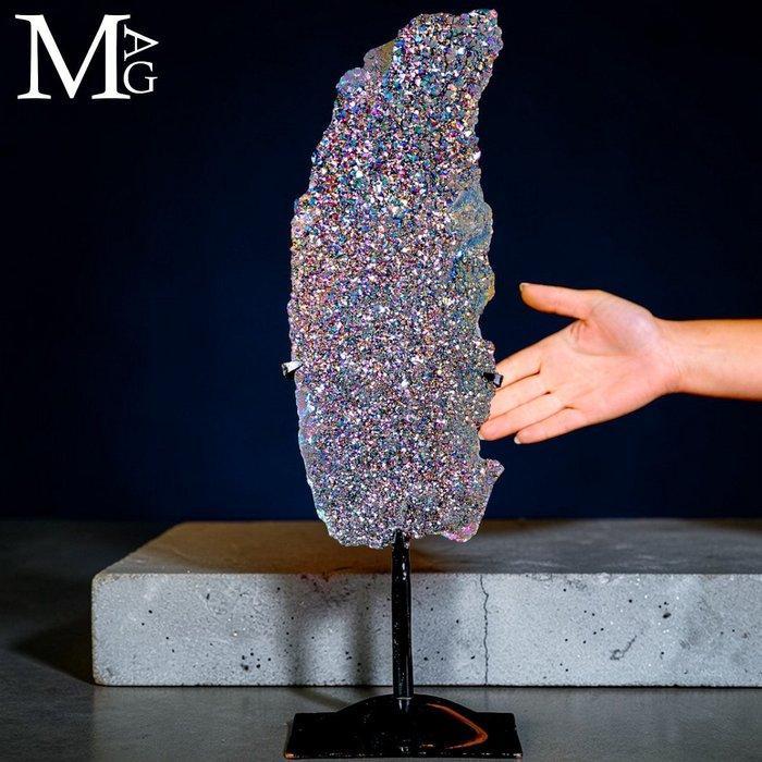 Titanium-behandelde amethist druzy op ijzeren ondergrond -, Antiek en Kunst, Curiosa en Brocante