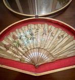 Éventail - Soie, Bois