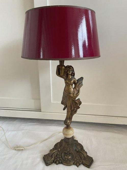 Tafellamp - Lamp van vrouwelijke waterdrager - Gepatineerd, Antiek en Kunst, Curiosa en Brocante