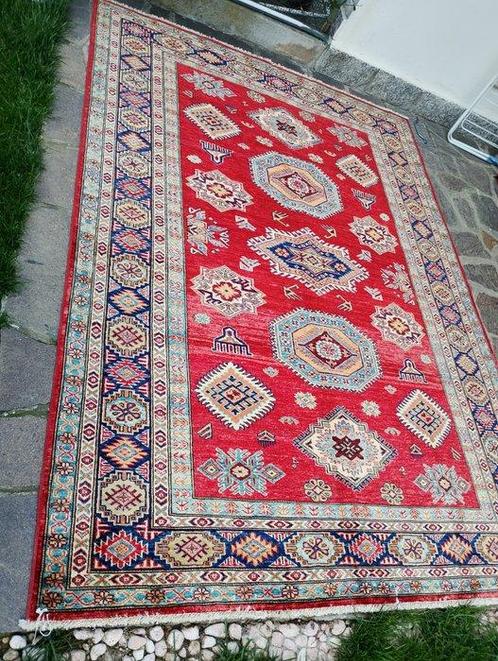 Shirvan - Vloerkleed - 245 cm - 175 cm, Huis en Inrichting, Stoffering | Tapijten en Vloerkleden