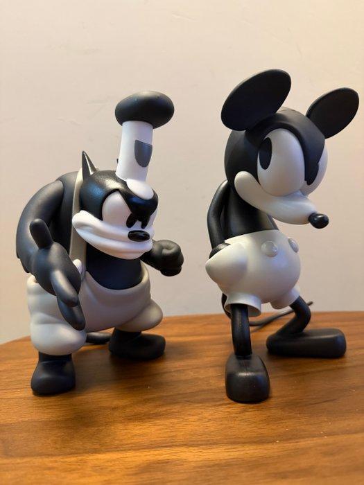 Disney - Beeldje - Lot of 2 Mickey Mouse Plane Crazy 1928, Verzamelen, Disney