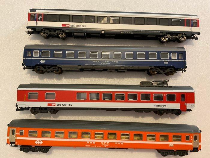 Roco H0 - Model treinwagon (4) - Set van 4, Hobby en Vrije tijd, Modeltreinen | H0
