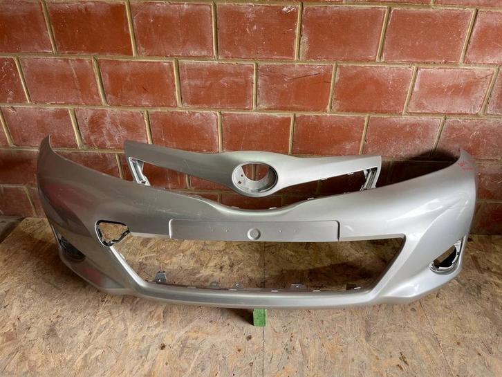 Pare-chocs av. Toyota Yaris III 2011-2014, Auto-onderdelen, Carrosserie, Ophalen