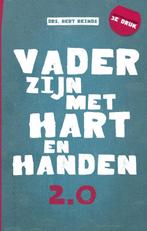 Vader Zijn Met Hart En Handen 2.0 9789058040572, Livres, Grossesse & Éducation, Bert Reinds, Verzenden