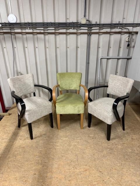 ZGAN Showmodel Stoelen (3 stuks)- Vintage/Café, Huis en Inrichting, Stoelen, Ophalen