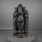 Grès FIGURE DE GANESHA EN GRANIT, ORISSA, 13E SIÈCLE - 65 cm, Verzamelen