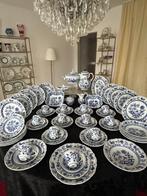 Hutschenreuther - Zwiebelmuster - Speise- + Kaffee- Service, Antiek en Kunst