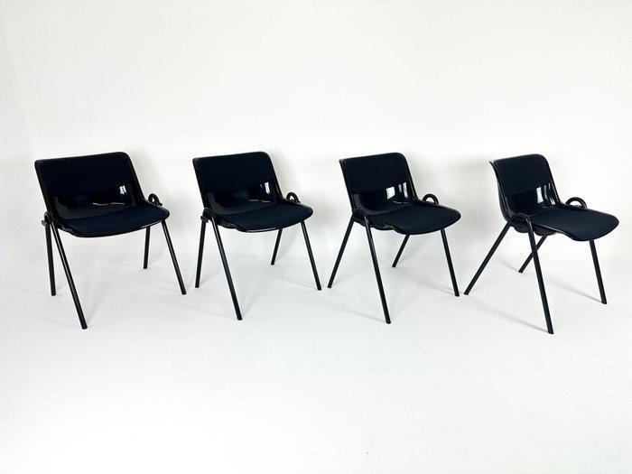 Tecno - Osvaldo Borsani - Chaise empilable (4) - Modus -, Antiquités & Art, Antiquités | Meubles | Chaises & Canapés