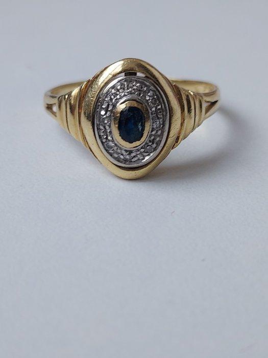 Cocktailring - 18 karaat Geel goud - 0.74ct. tw. Saffier -, Handtassen en Accessoires, Antieke sieraden