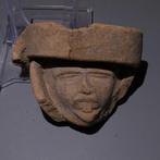Veracruz, Mexico Terracotta Lachend hoofd. 5 cm H. Spaanse