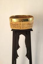 Vide-poche - France - Main en paille portant/laiton