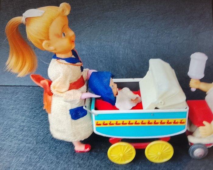 Masudaya & S&E - Pop - Baby And Carriage With Pony Tail Girl, Antiquités & Art, Antiquités | Jouets