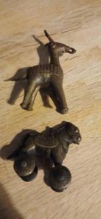 Sculpture, 2 Bronze miniature horses india hindi tempel - 10, Antiek en Kunst