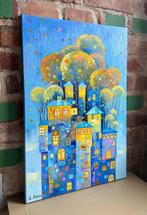 Julie Khaliniu (XX) - Colorful town