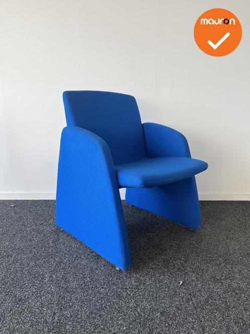 Artifort - Wachtkamerstoel - met blauwe stoffering, Zakelijke goederen, Kantoor en Winkelinrichting | Kantoormeubilair en Inrichting