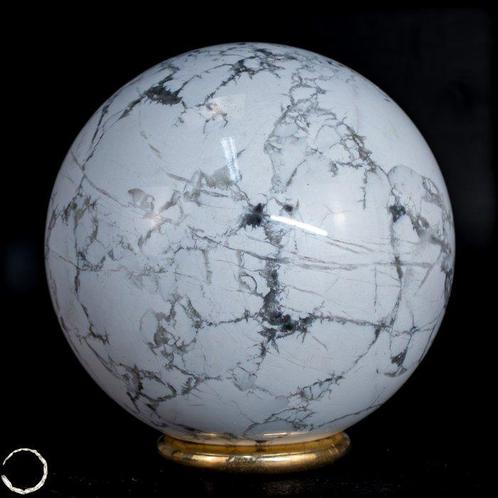 Rare boule de howlite naturelle du Canada Chef-dœuvre de la, Verzamelen, Mineralen en Fossielen