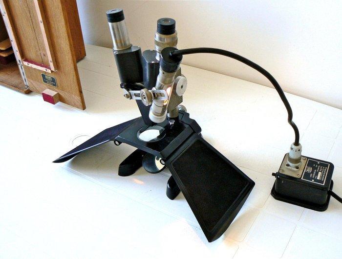 Binocular stereo microscope - Typ LTK II Nr. 4067 -, Verzamelen, Foto-apparatuur en Filmapparatuur