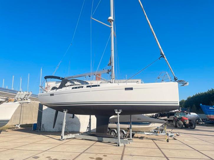Hanse Yachts 385, Watersport en Boten, Kajuitzeilboten en Zeiljachten, 9 tot 12 meter, Diesel, Gebruikt, Polyester, Tourjacht of Cruiser